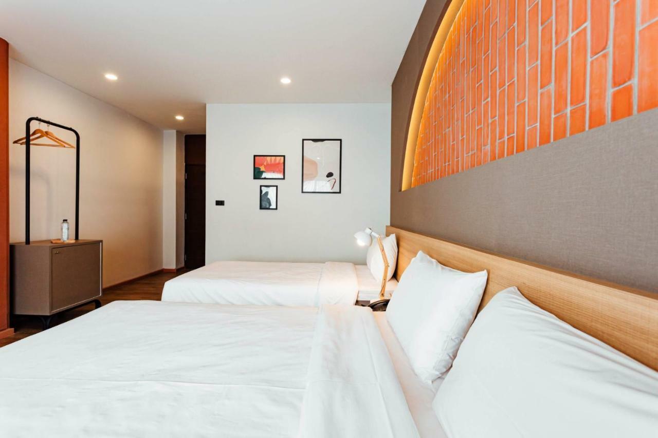 Clay Hotel Udonthani Exterior foto