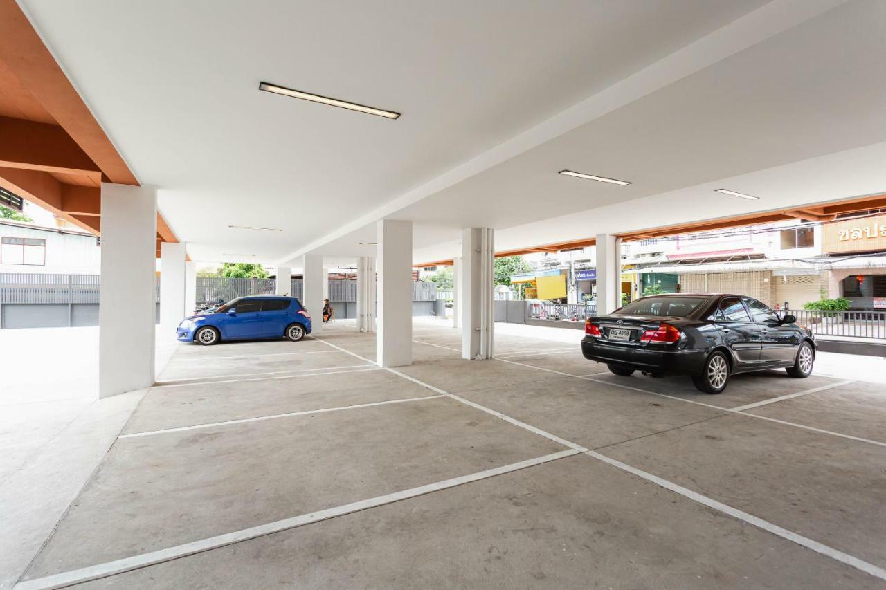 Clay Hotel Udonthani Exterior foto